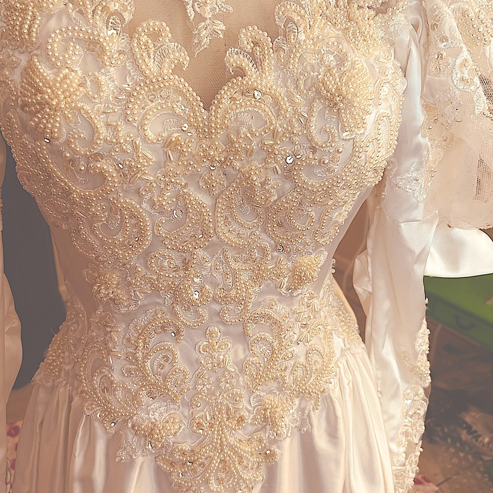 Vintage Alfred Angelo Dream Maker beaded lace sequins  Wedding Dress sz 2/4